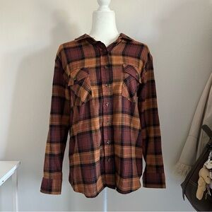 Young Hearts Run Free Flannel in Orange Red Size M Casual Fall Autumn Spring